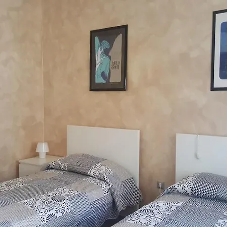 Penelope House Mestre