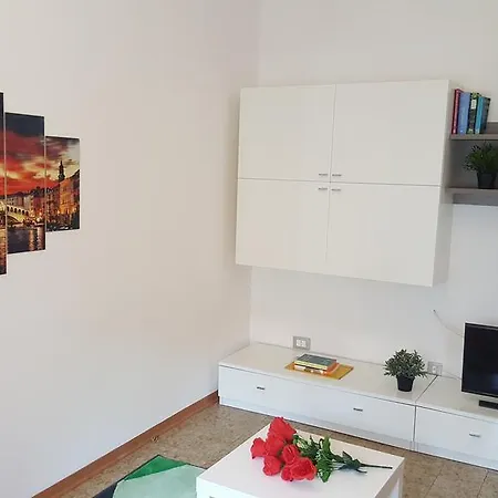 דירה Penelope House